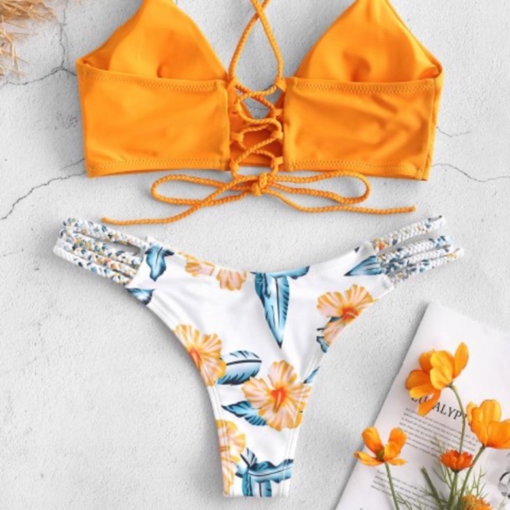 Bikini Set - Picture 4 of 7